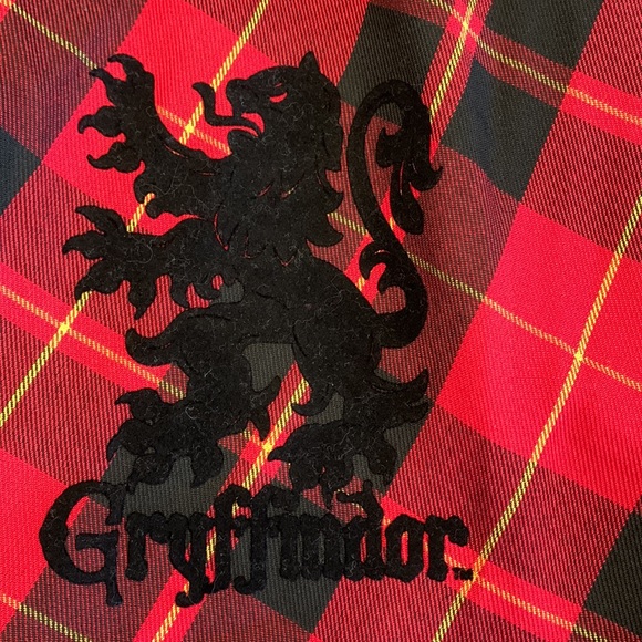 Harry Potter Gryffindor Red & Black Plaid Skirt, NWT, S - Picture 3 of 13